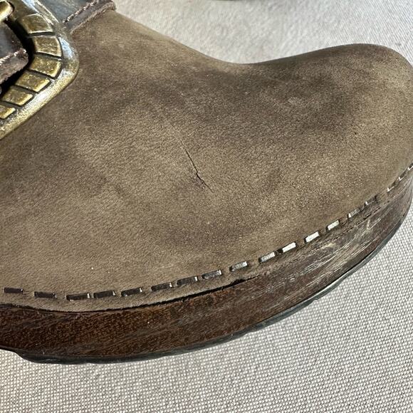 Dansko Brown Mules with Brass Buckle and Wooden Sole 38 - Picture 4 of 10